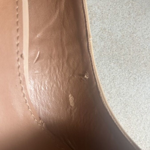Vince Camuto Pumps Soft Gold Patent Size 39 Like New