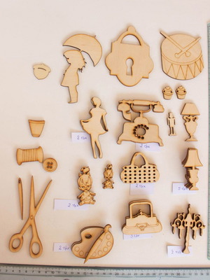 Wooden elements new, set of 30 pieces for decoration