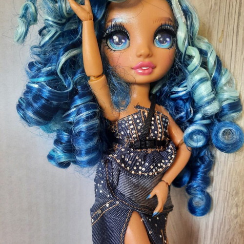 Rainbow High Fantastic Fashion Skyler Bradshaw doll like new, no shoes