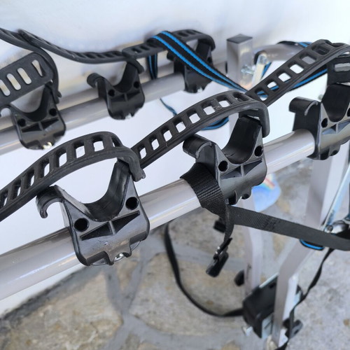 Peruzzo Arezzo 4 bike rack for towbar, like new