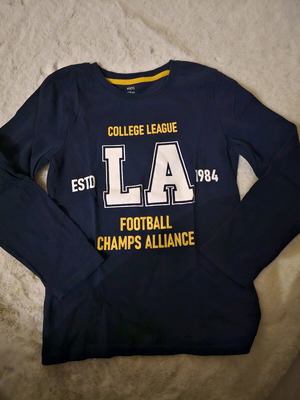 Boy's shirt used, blue, size 134 cm for 8-9 years old