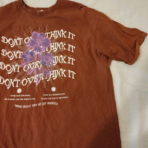 Bershka t-shirt used, size Medium, brown and purple