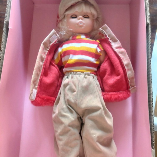 Vintage doll Beba Apergi new, sings and talks