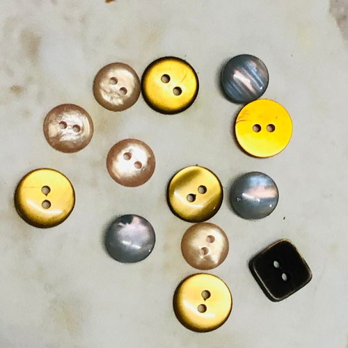 Sewing buttons pack new, 13 pcs