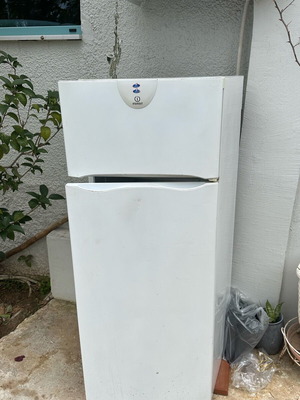 Ψυγείο Indesit μεταχειρισμένο A+ ύψος 1,40cm