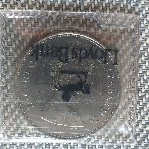 British 25 Pence Coins like new, commemorative set