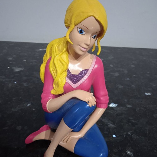 Barbi doll for cake like new