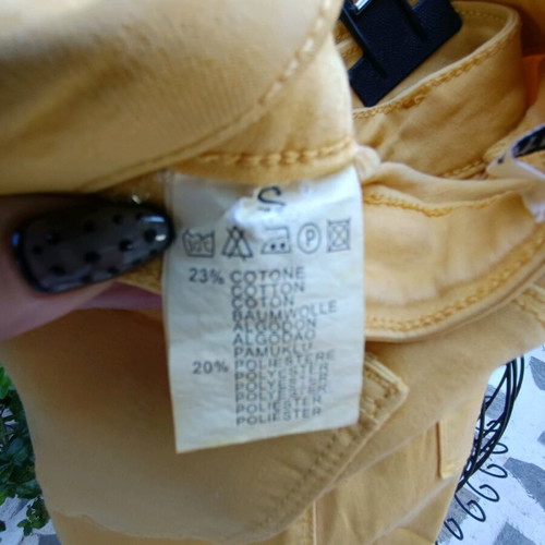 Colored stretch denim pants mustard color size S new