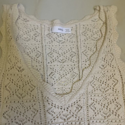 Mango knitted sleeveless top beige, small, like new