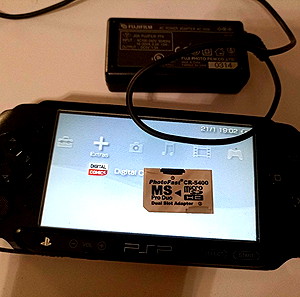 PSP E1004 με παιχνίδια στη μνημη