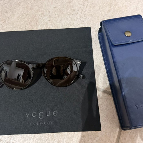 Vogue unisex eyeglasses tortoiseshell like new, brown
