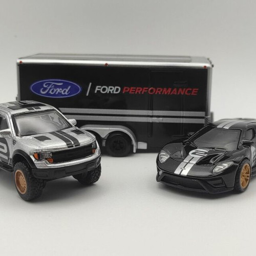Maisto 1:64 Ford Raptor 2010 with Trailer and Ford GT 2017 new