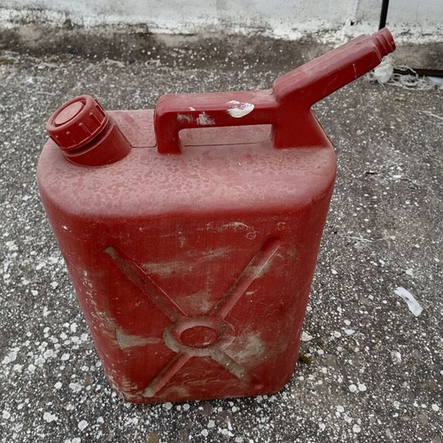 Plastic jerrycan retro used