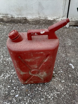Plastic jerrycan retro used