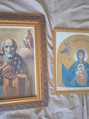 Vintage religious icons pair used with frames