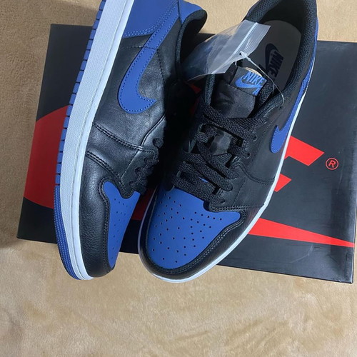 Jordan 1 Low Nike καινούργια, μέγεθος 44, μαύρο και μπλε