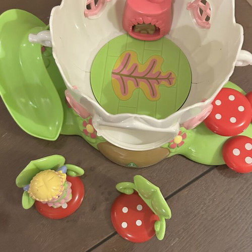 ElC Playset like new