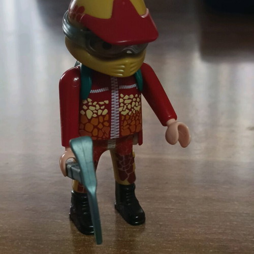 Playmobil explorer like new with backpack, pickaxe and helmet