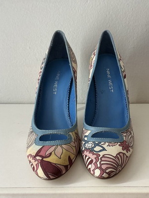 Nine West colorful pumps size 36 like new, 10 cm heel
