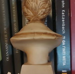 Solomon statue like new