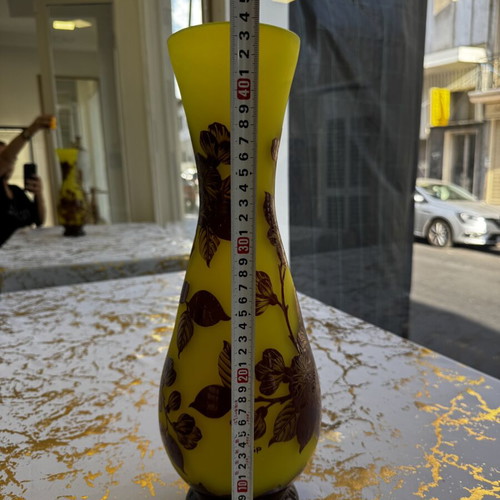 Βάζο από πολυστρωματικό γυαλί σε στυλ Gallé, 45 εκ.
