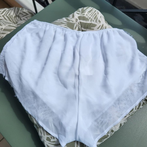 White shorts size S new with gift