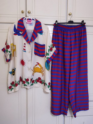 Karavan colorful women's set, shirt one size, pants XL
