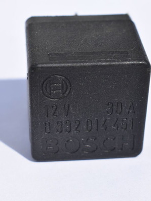 Bosch 0332014451 ρελέ εγκεφάλου κινητήρα BMW σαν καινούργιο