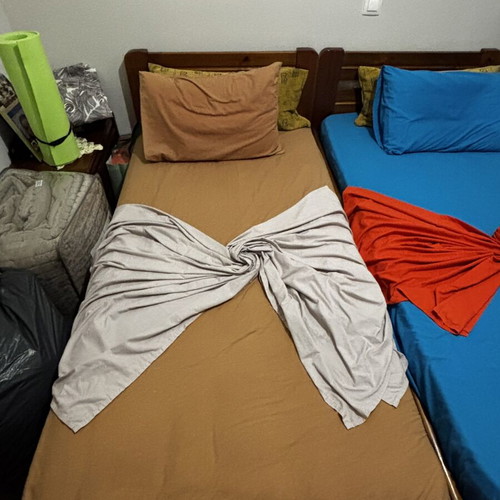 Wooden single beds used, set of 2 with mattress