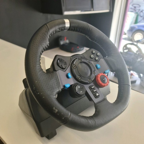 Logitech G29 steering wheel for Ps4 used with leather wear