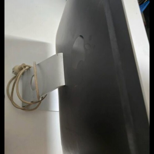 2007 iMac used with 2.4 GHz Intel Core 2 Duo and 1 GB RAM
