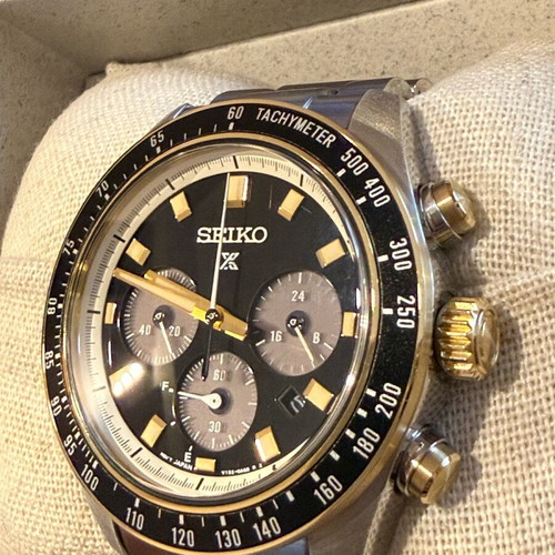 Seiko Prospex ‘Circuit Race’ Speedtimer Solar Chronograph with gold details new