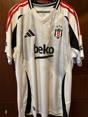 Besiktas Home Official Jersey 2023/24 new, authentic