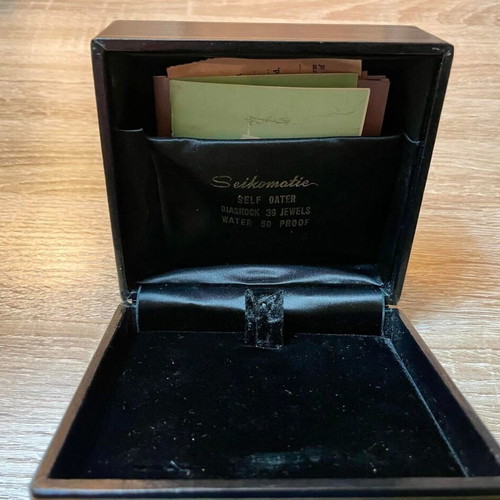 Seiko Vintage box like new