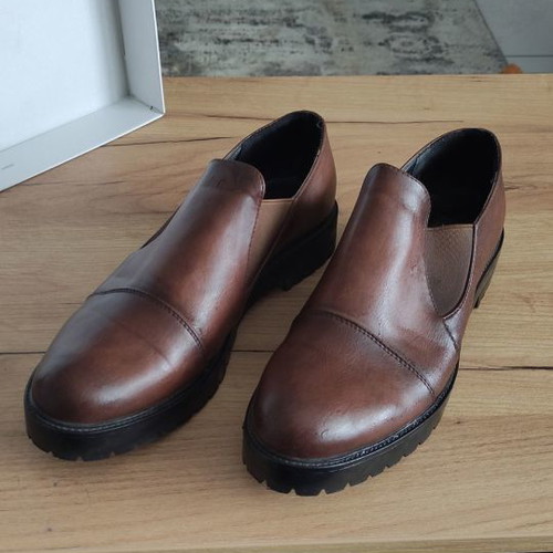 Brown leather casual shoes used, size 41