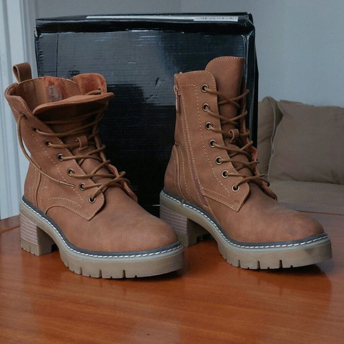 Winter woman's boots used, pack of 8, black and brown