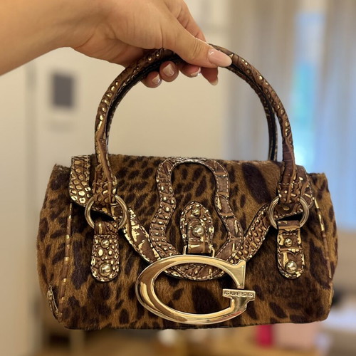 Guess vintage handbag like new, pink and gold