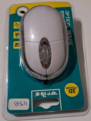 Mouse white
