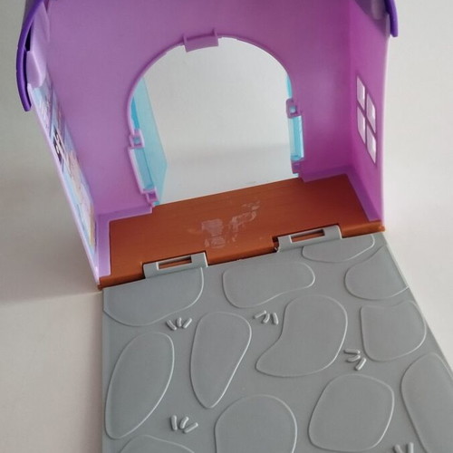 Peppa Pig playhouse used