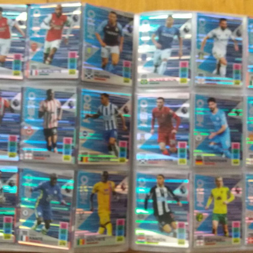 Premier League 2021-2022 Adrenalyn XL album with 445/468 cards like new