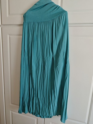 Maxi skirt like new, summer turquoise emerald medium