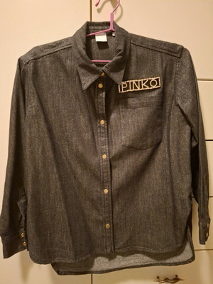 Pinko shirt like new, size XS, black