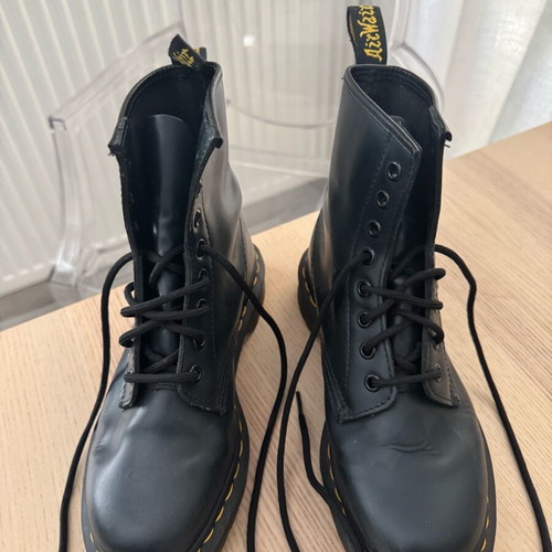 Dr. Martens blue ankle boots like new, size 37