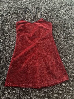 Spaghetti strap dress shiny iridescent red size S like new