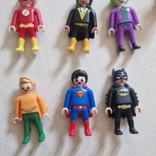DC Super Heroes playmobil, kinder, dinosaurs, PJ Masks toy set