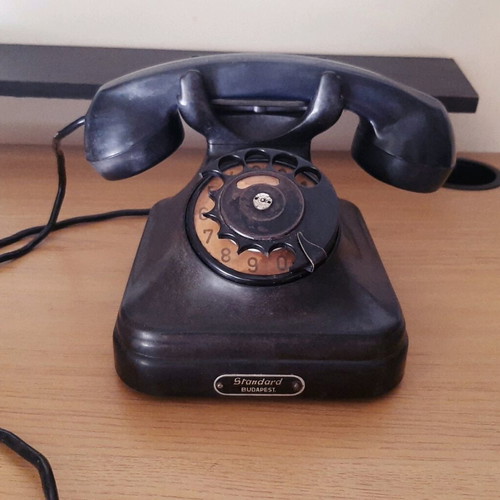 Vintage Budapest telephone used, black