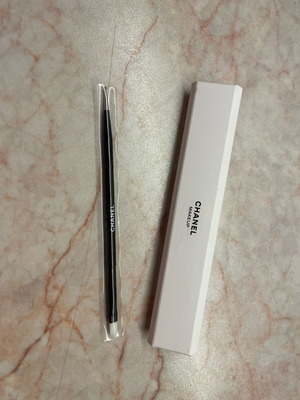 Chanel brush mini new