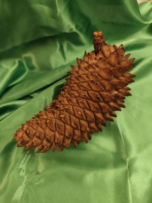 Natural Christmas Pinecone like new