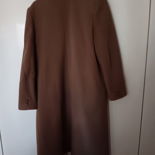 Veto women's coat brown like new with detachable fur