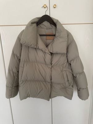 Яке Massimo Dutti кафяво като ново